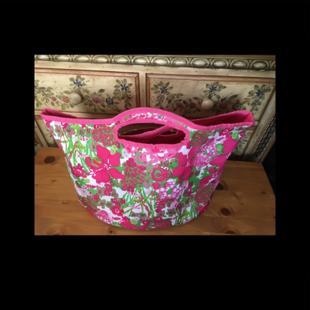 LILLY PULITZER BEACH ROSE BUCKET BAG DRINK TOTE - Picture 2 of 4